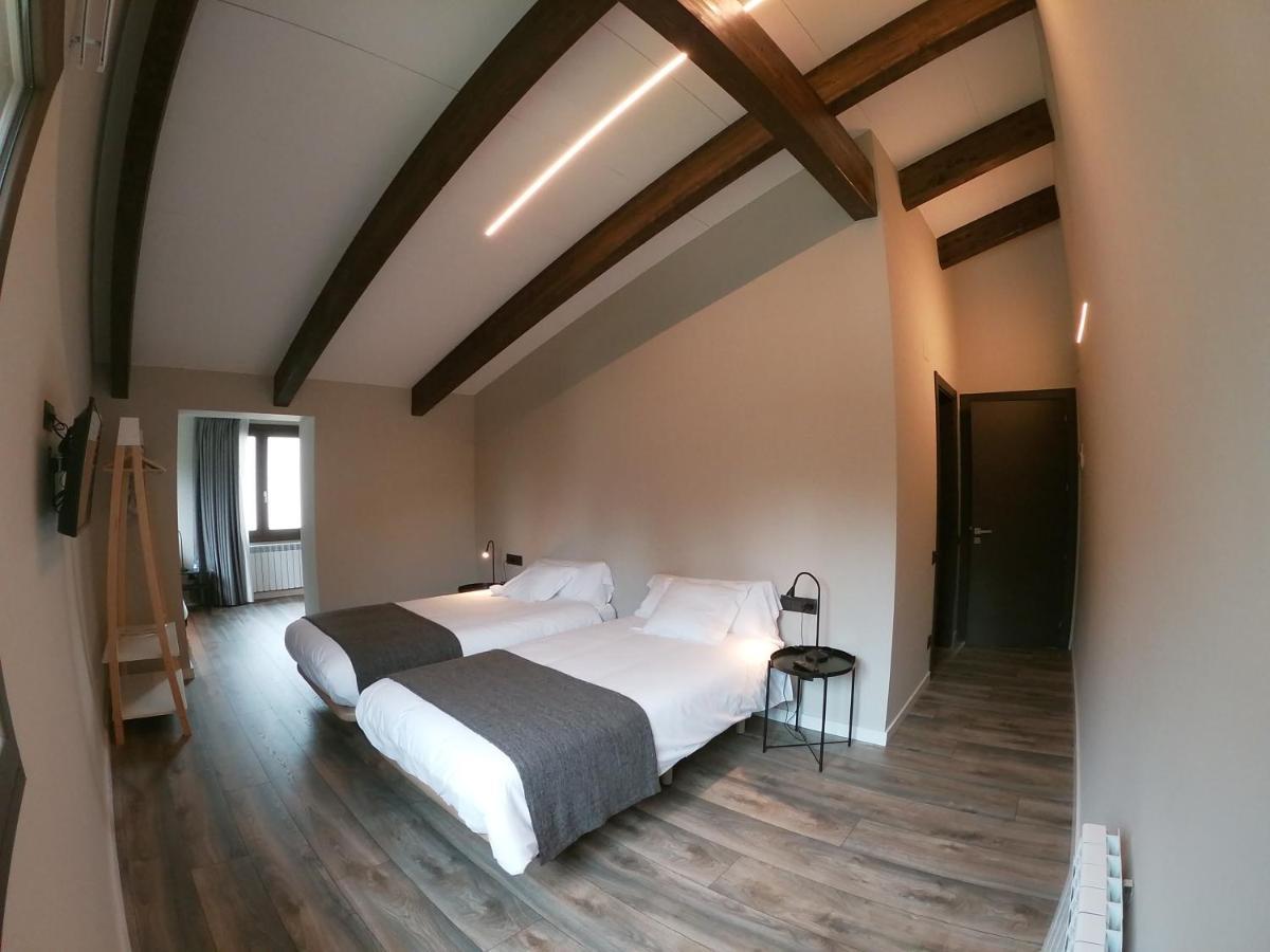 Hotel Els Avets De 坎普罗东 外观 照片