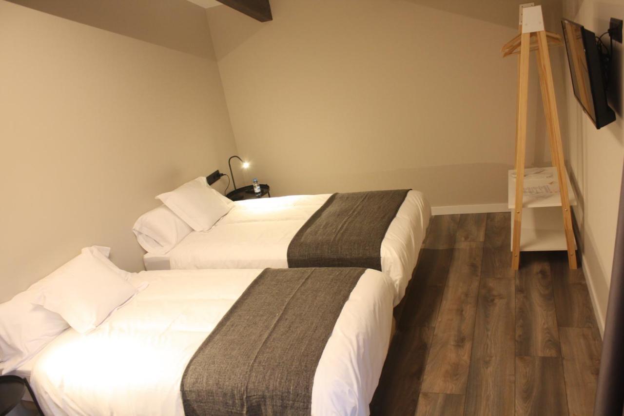 Hotel Els Avets De 坎普罗东 外观 照片